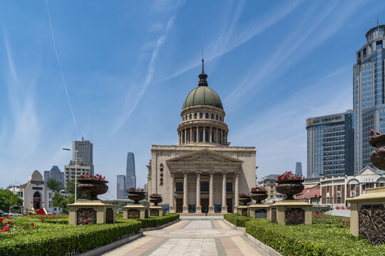 天津小白楼街景