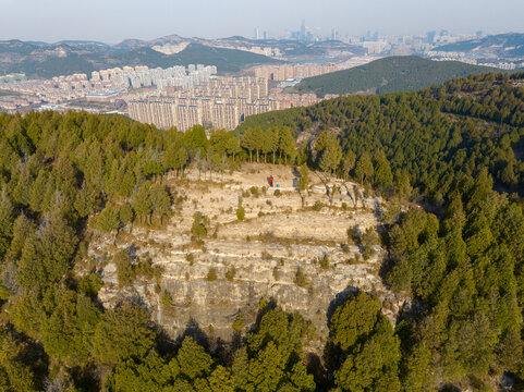 航拍济南白云山马蹄峪