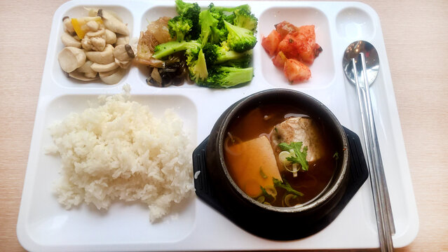 韩国石锅鱼汤