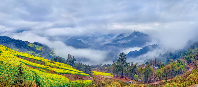 歙县石潭湖山村全景图