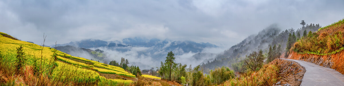 歙县石潭湖山村全景图