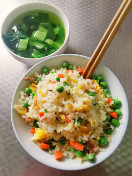 一个人的餐饮