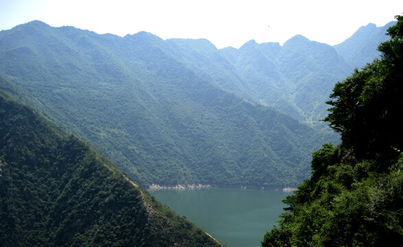 秦岭山黑河