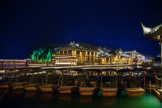 江南古镇夜景