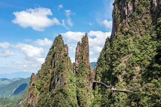 航拍莽山五指峰金蟾拜佛景观