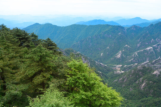 远山山脉