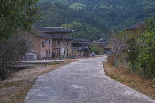 河坑村路村道水泥路