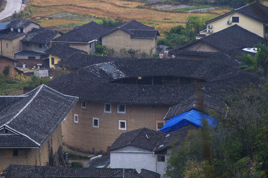 俯瞰河坑阳春楼