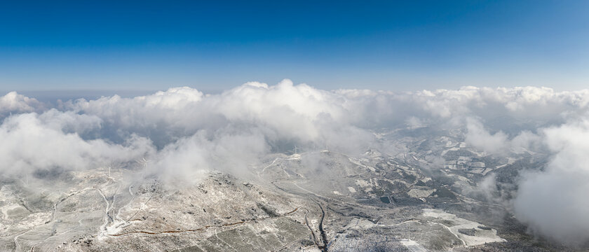 东阳东白山雪景鸟瞰航拍全景