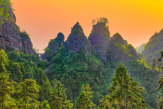 齐云山五老峰夕照