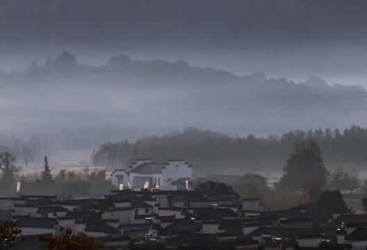 水墨山村摄影图