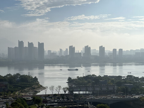 城市江景