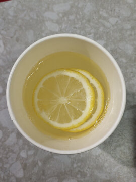柠檬片水果茶