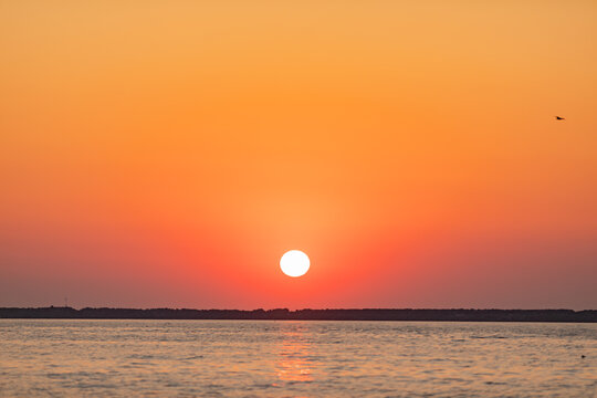 大连风光小黑石海域日落