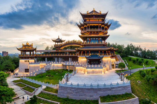 义乌鸡鸣阁夜景广角