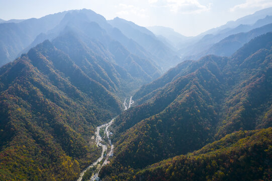 秦岭山