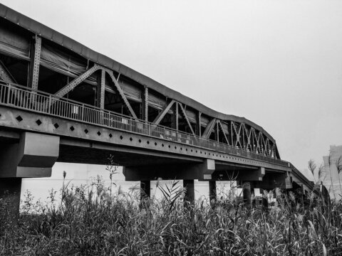 钢结构廊桥