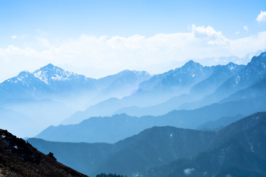 牛背山