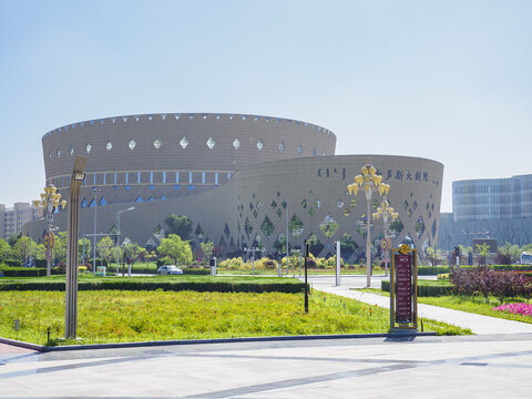 鄂爾多斯大劇院