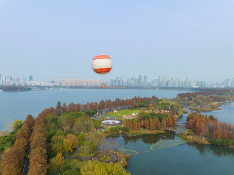 武汉东湖风景区深秋风光