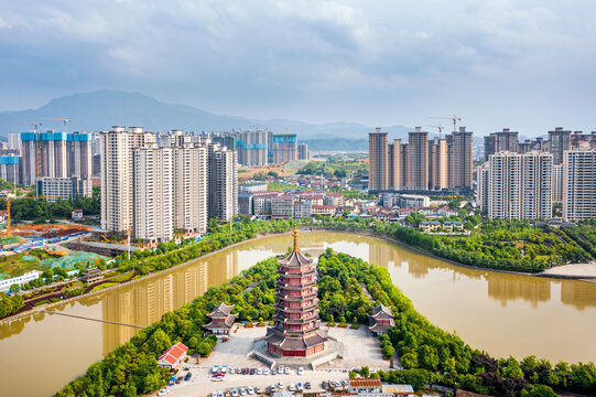 航拍怀化鹤鸣洲城市建筑风光