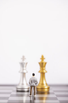 选择抉择创意国际象棋图片