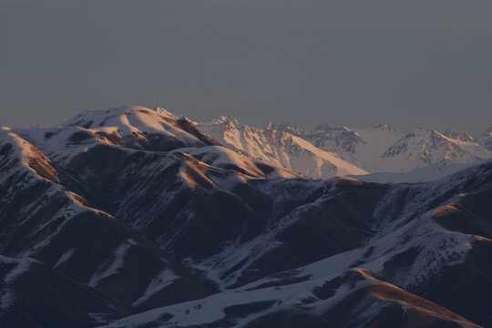 天山