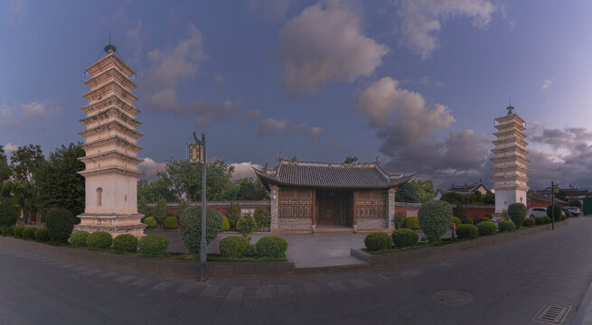 云南大理巍山古城昭觉寺双塔