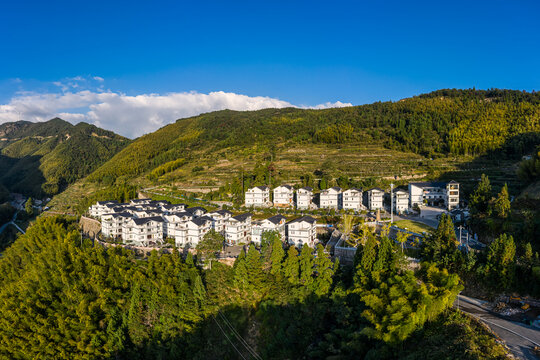 磐安绿色山村三亩田村风光