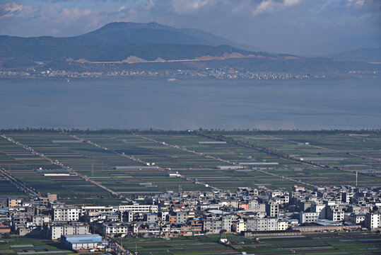 杞麓湖