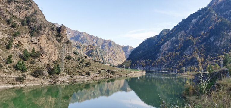 大山秋色