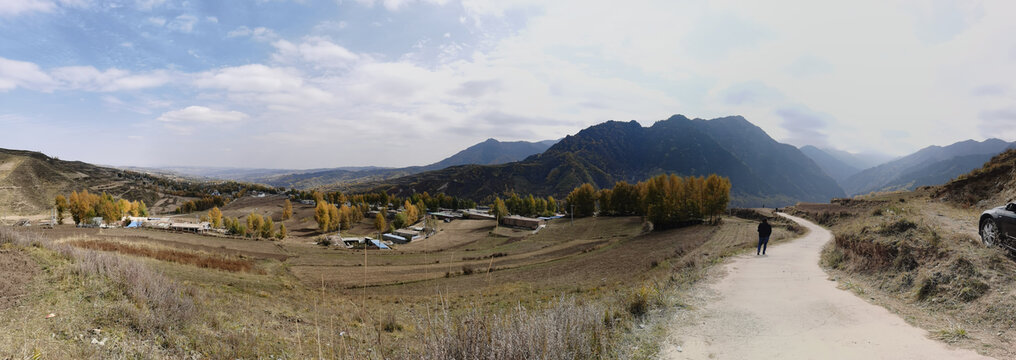 大山秋色