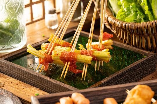 芹菜牛肉串串香