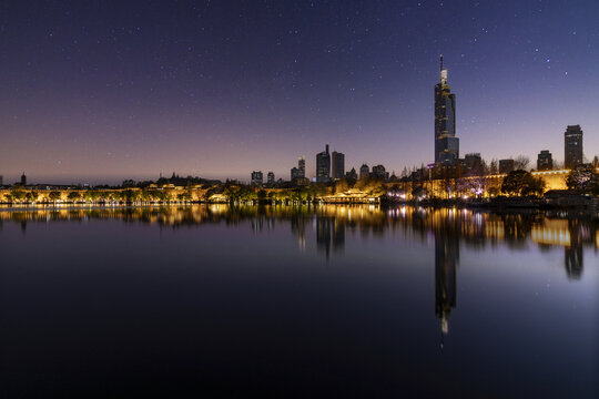 南京玄武湖夜景