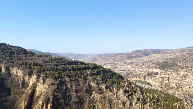 甘肃庆阳山沟西北山沟千沟万壑