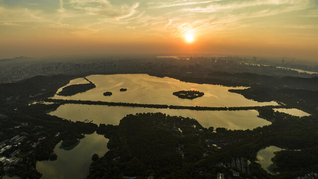 杭州西湖日出大景