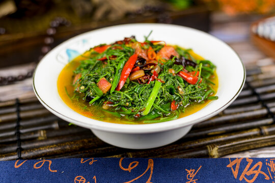 版纳豆豉水蕨菜