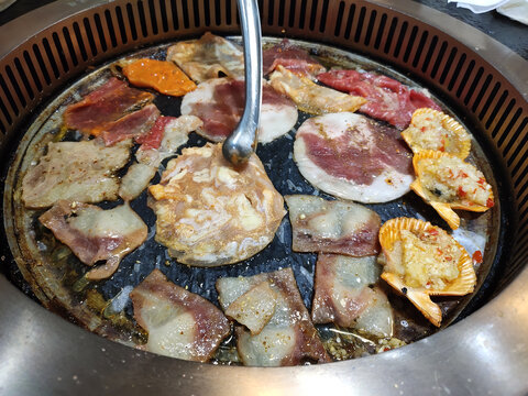 炭烧肉