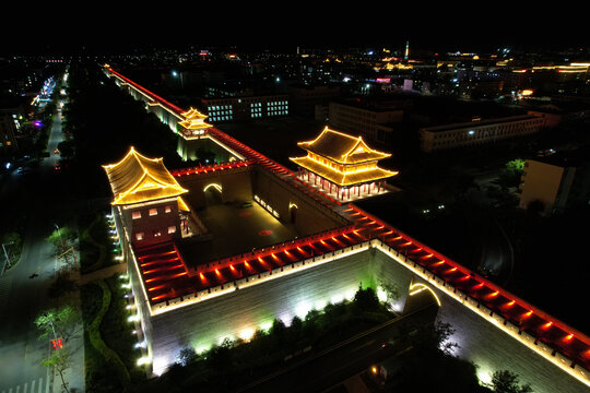 宁夏盐池长城关花马池城墙夜景