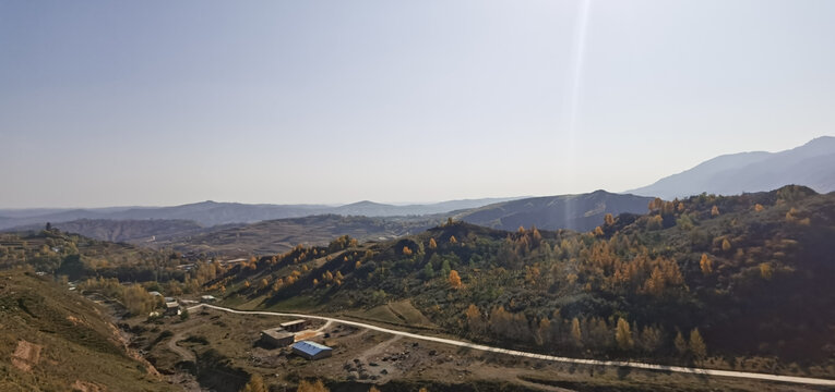 大山秋色