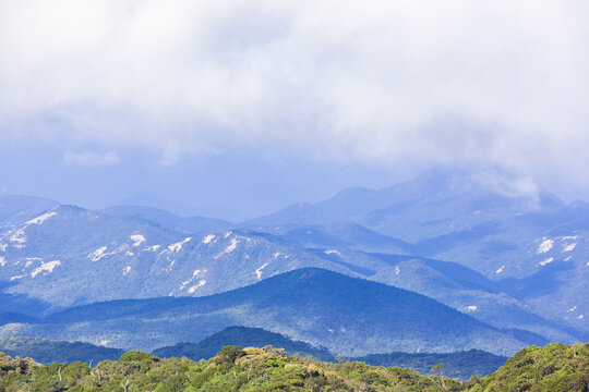 广东第一峰高山云海