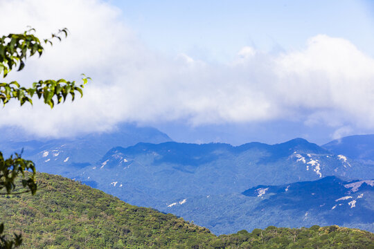 广东第一峰高山云海