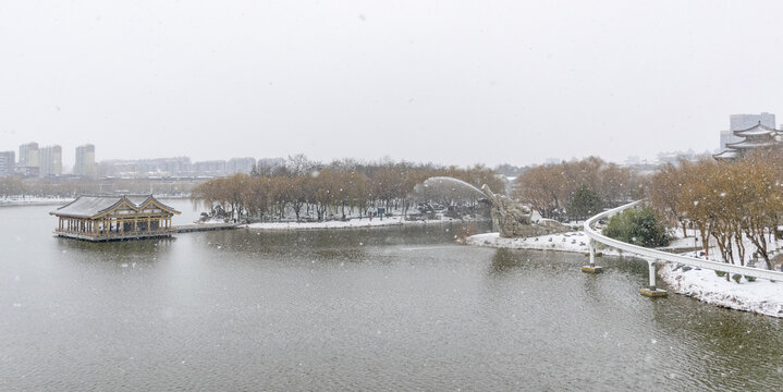 曲江池雪景