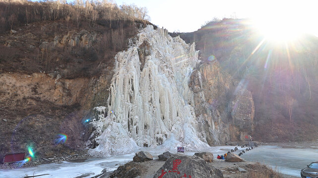 青海西宁湟源大黑沟冰瀑