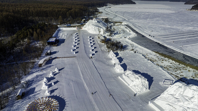 中国长春净月潭冬季雪雕场景