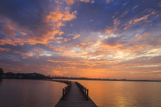 平天湖夕阳