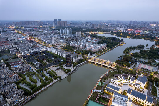 航拍泰州凤城河两岸夜色