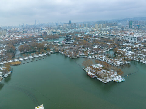 雪后的济南大明湖