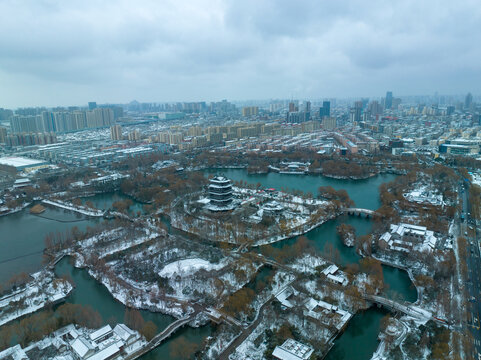 雪后的济南大明湖