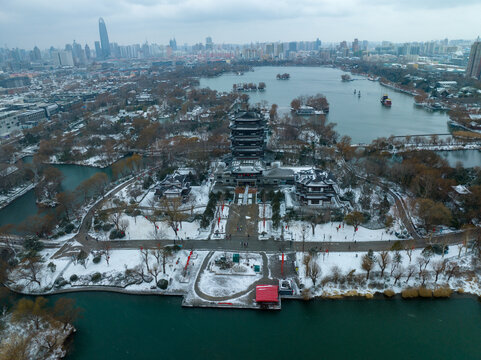 雪后的济南大明湖